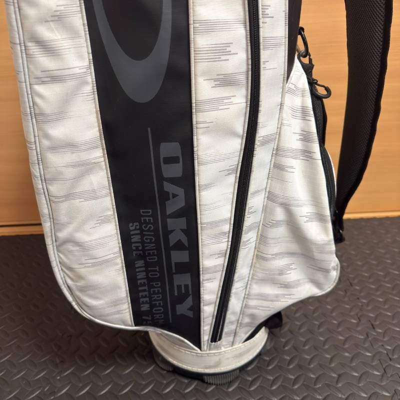  OAKLEY オークリー キャディバッグ カートバッグ ゴルフバッグ メンズ ゴルフ用品 ラウンドバッグ グレー ブラック ジュニアシューズ ゴルフバッグ キャディバッグ ゴルフ