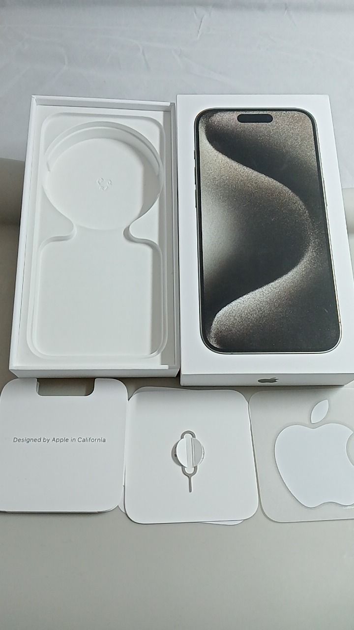 整備済！美品！ iPhone15 Pro A3101 128GB ナチュラルチタニウム 本体