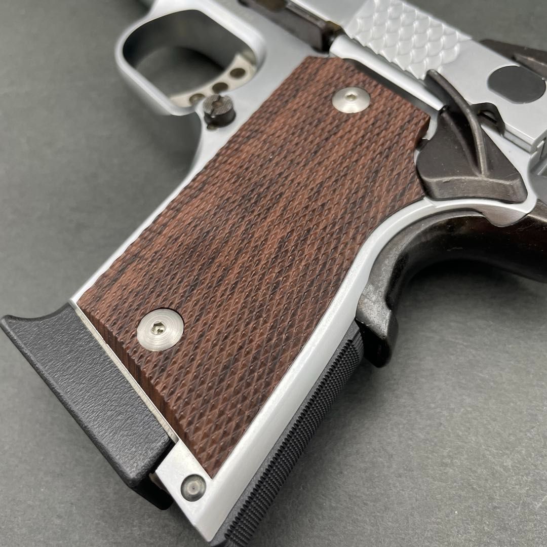 KSC M945 コンパクト Performance Center シルバーフィニッシュ 3
