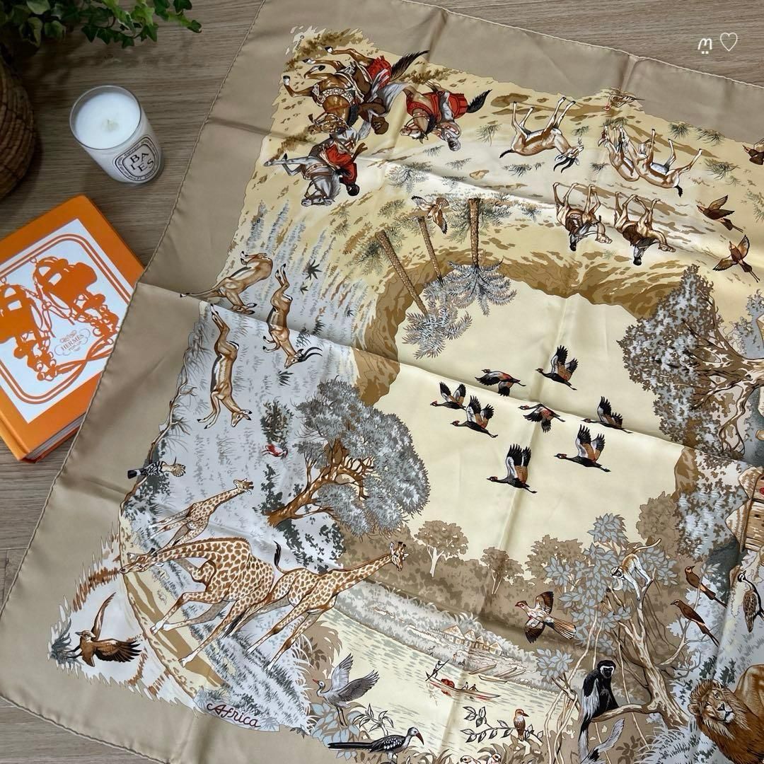 HERMESエルメス カレ90 アフリカ シルクスカーフ 動物柄アニマル