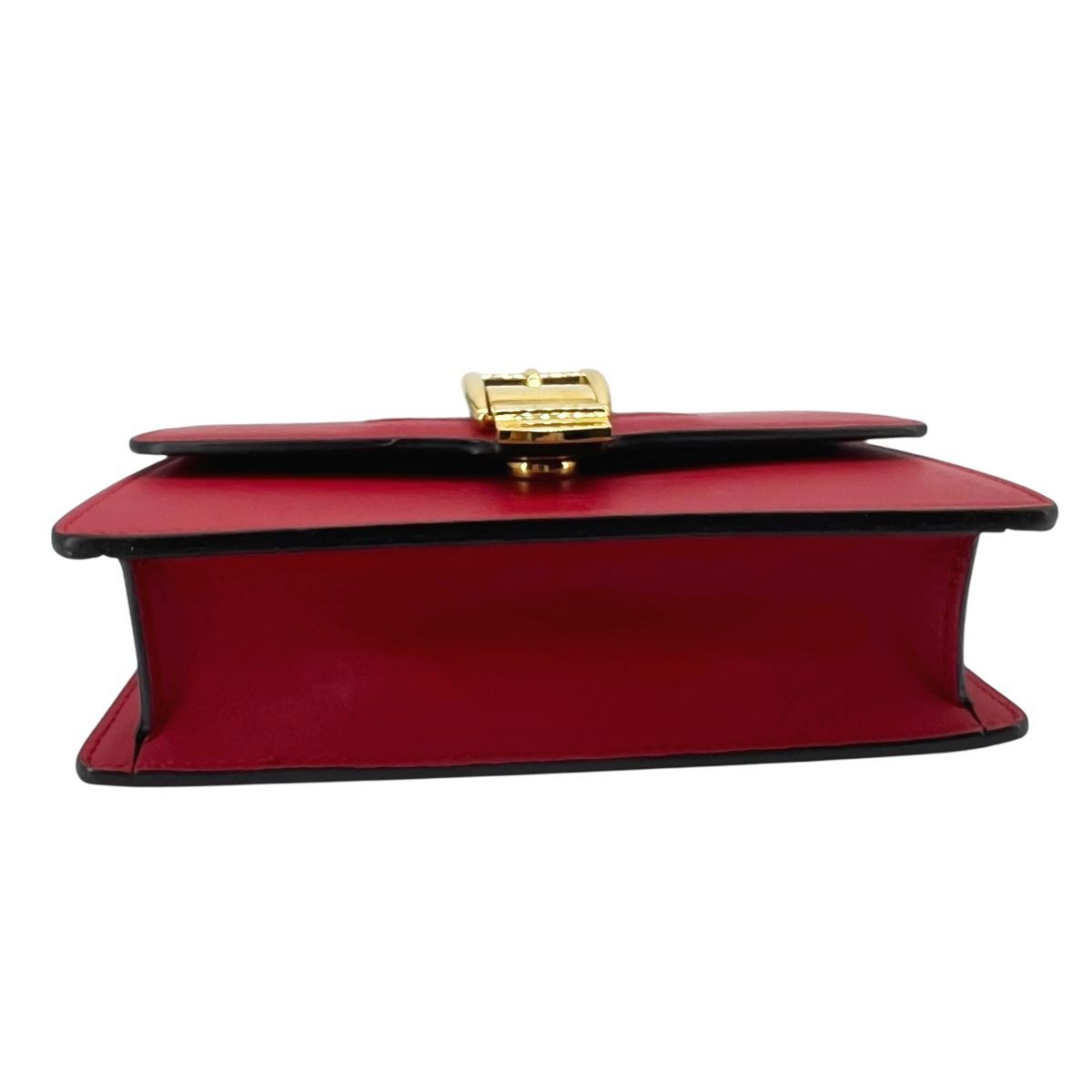 【中古】 GUCCI グッチ  シルヴィ スーパーミニチェーンバッグ キーフック付き  レザー 494646 レッド 赤 チェーンバッグ 25011351 HO 中古】 GUCCI グッチ シルヴィ スーパーミニチェーンバッグ キーフック