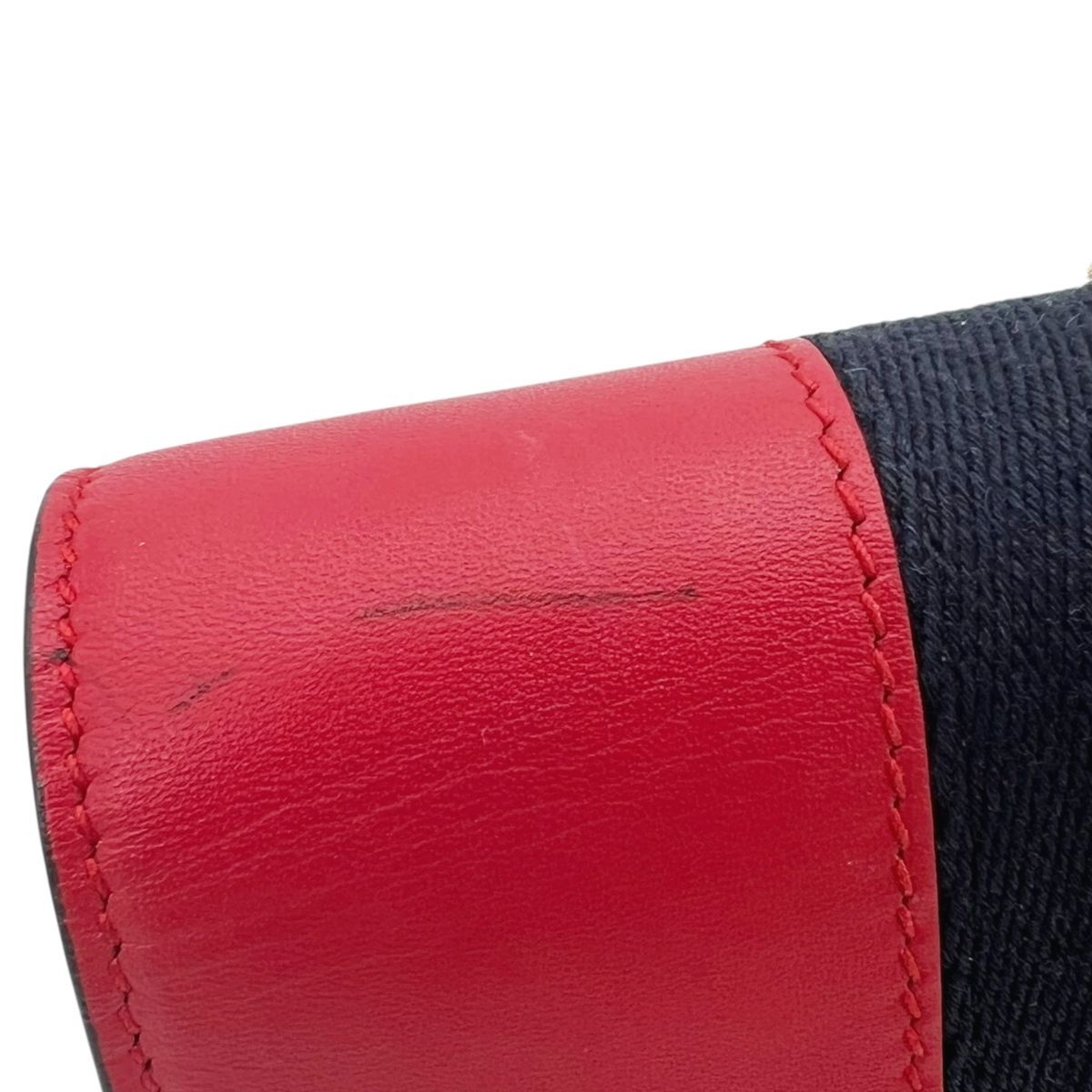 【中古】 GUCCI グッチ  シルヴィ スーパーミニチェーンバッグ キーフック付き  レザー 494646 レッド 赤 チェーンバッグ 25011351 HO 中古】 GUCCI グッチ シルヴィ スーパーミニチェーンバッグ キーフック