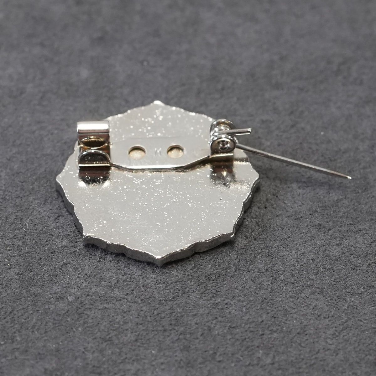 東京都 お茶の水女子大学附属中学校 ピンバッジ USED超美品 校章 襟章