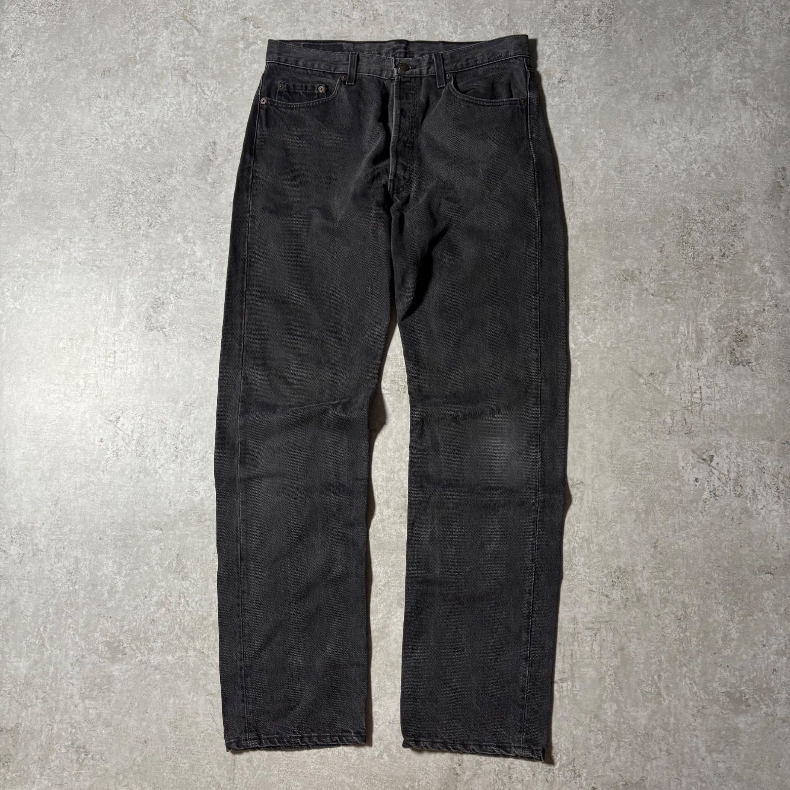 0 - Black 1 Levi