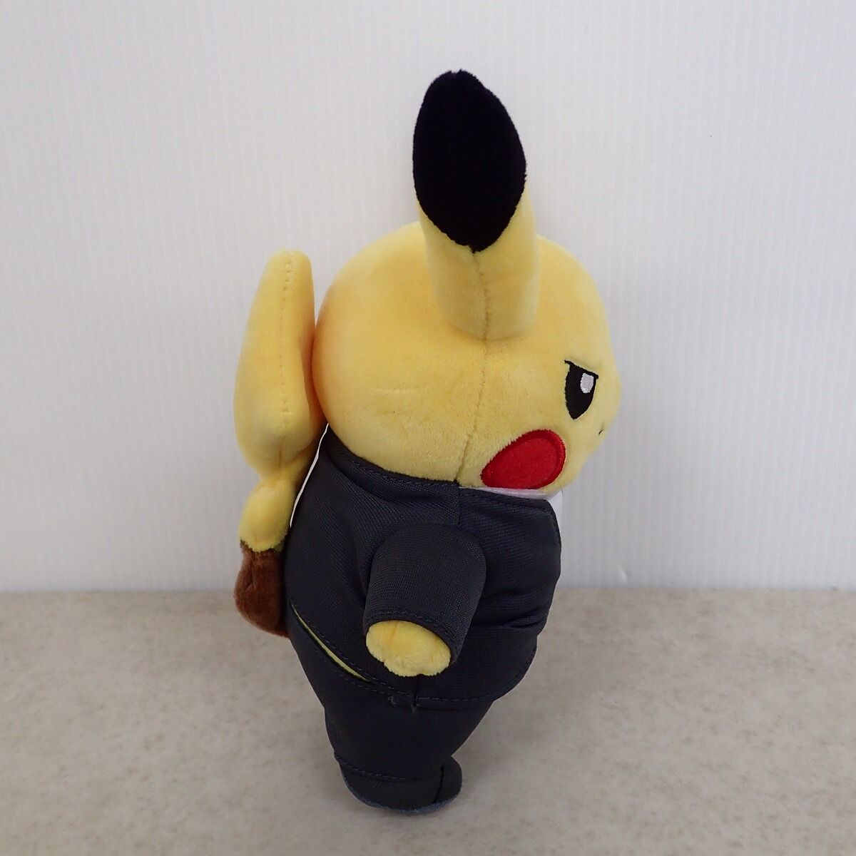 ポケモンセンター ぬいぐるみ ボスごっこピカチュウRR レインボー