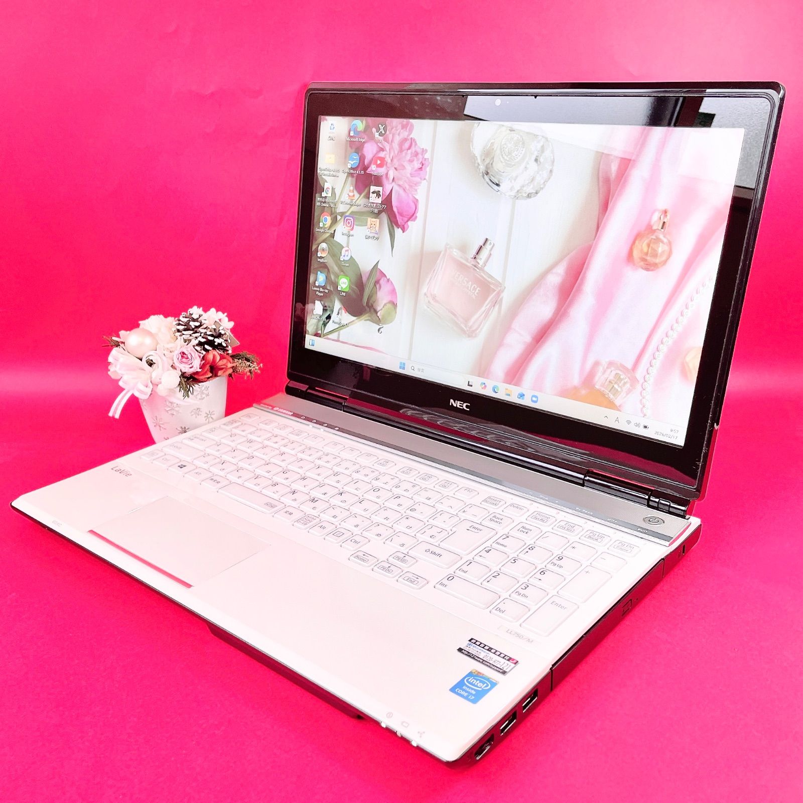 ノートPC 新品メモリ8GB✨大容量1TB❣NECノートパソコン 白 ブルーレイ