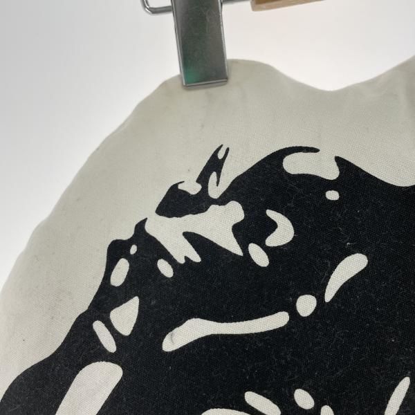 中古】ヒステリックグラマー HYSTERIC GLAMOUR BODY PILLOW 抱き枕 白