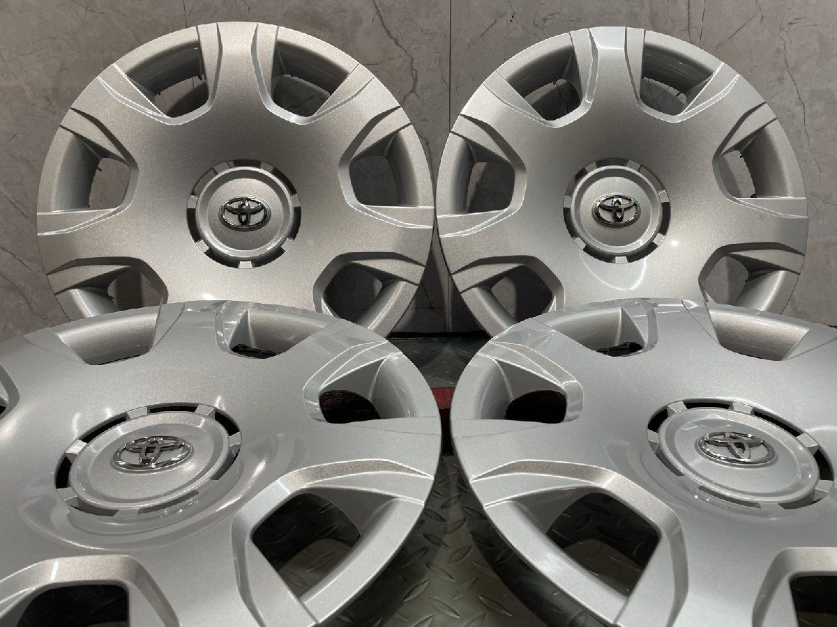 送料無料】【新品】TOYOTA トヨタ 200系ハイエース 純正ホイール