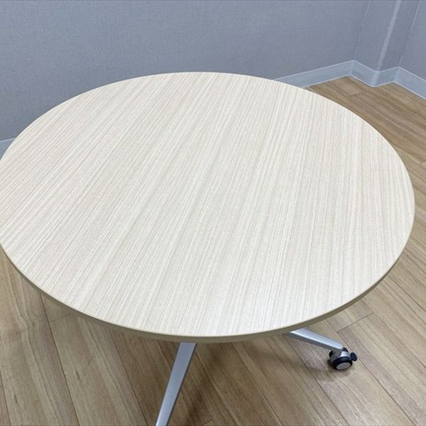 ≪引取り限定≫ITOKI イトーキ 丸テーブル 10001500 楽天市場】【中古】 ITOKI イトーキ 丸テーブル 折り畳みテーブル