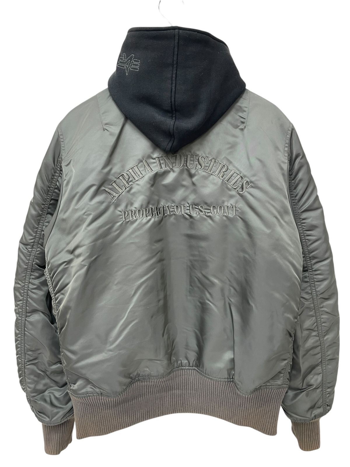 ALPHA INDUSTRIESフライトジャケットMA-1 TA0118-276 【公式通販】 ALPHA INDUSTRIESフライトジャケットMA-1 TA0118-276 【公式通販】