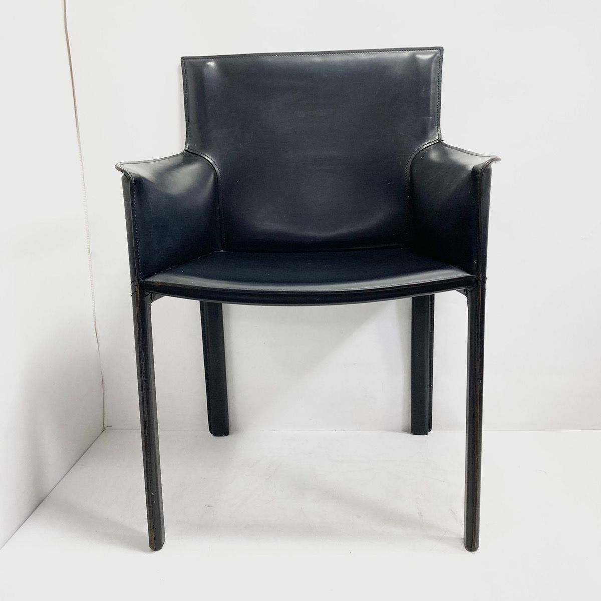 Enrico Pellizzoni エンリコペリッツォーニ レザー チェア 肘置き