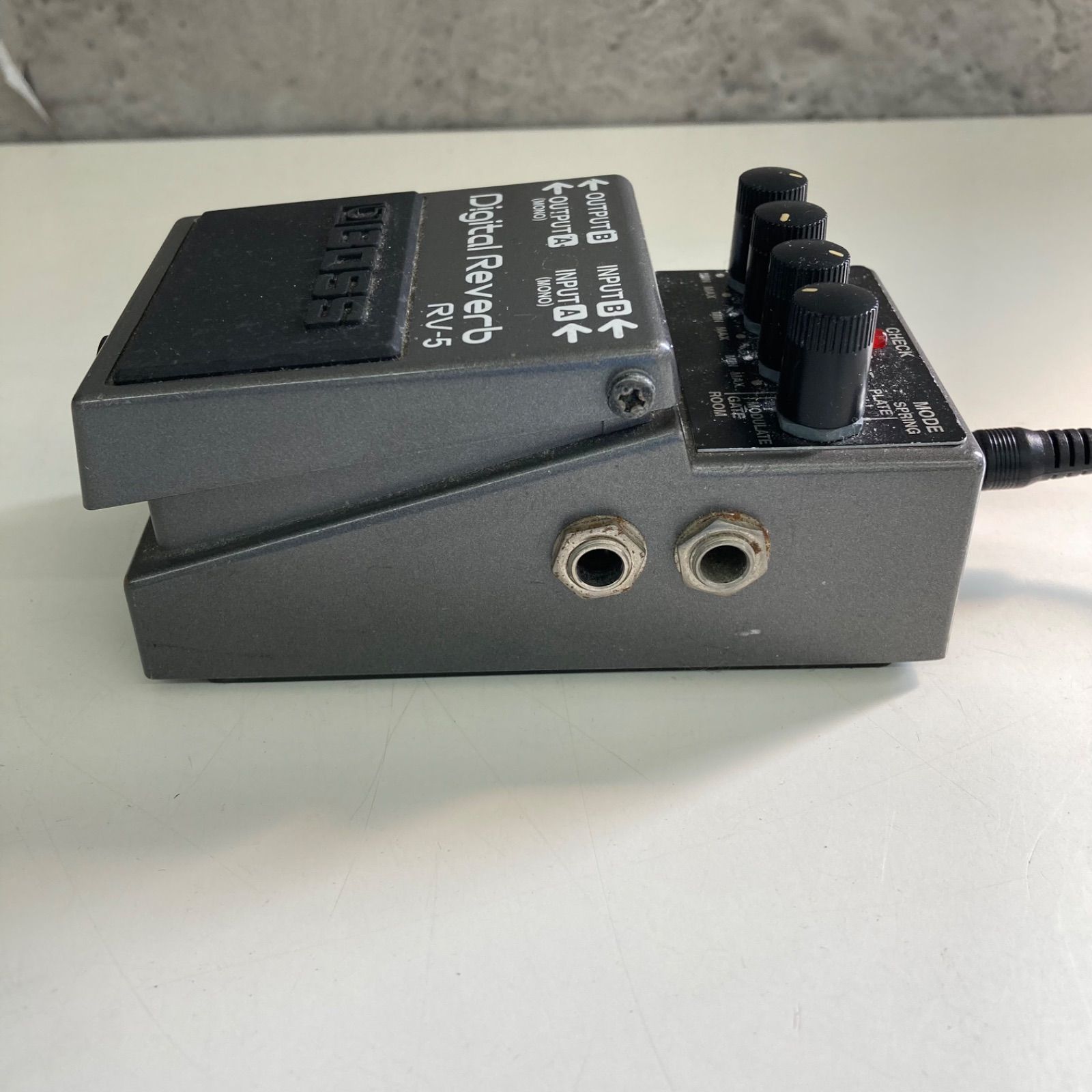 BOSS ボス デジタル・リバーブ・ペダル RV-5 動作確認済 - メルカリ