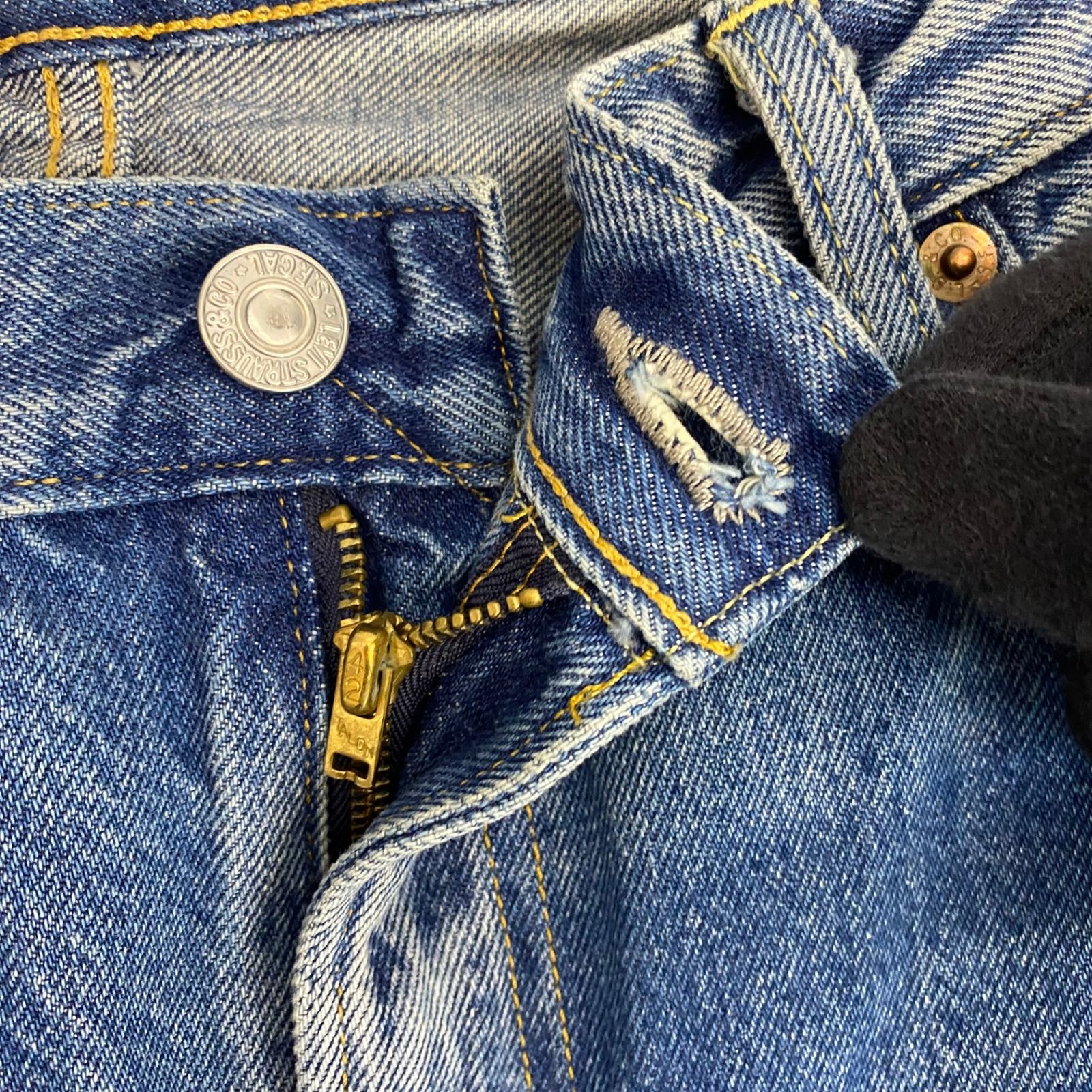 リーバイス Levi