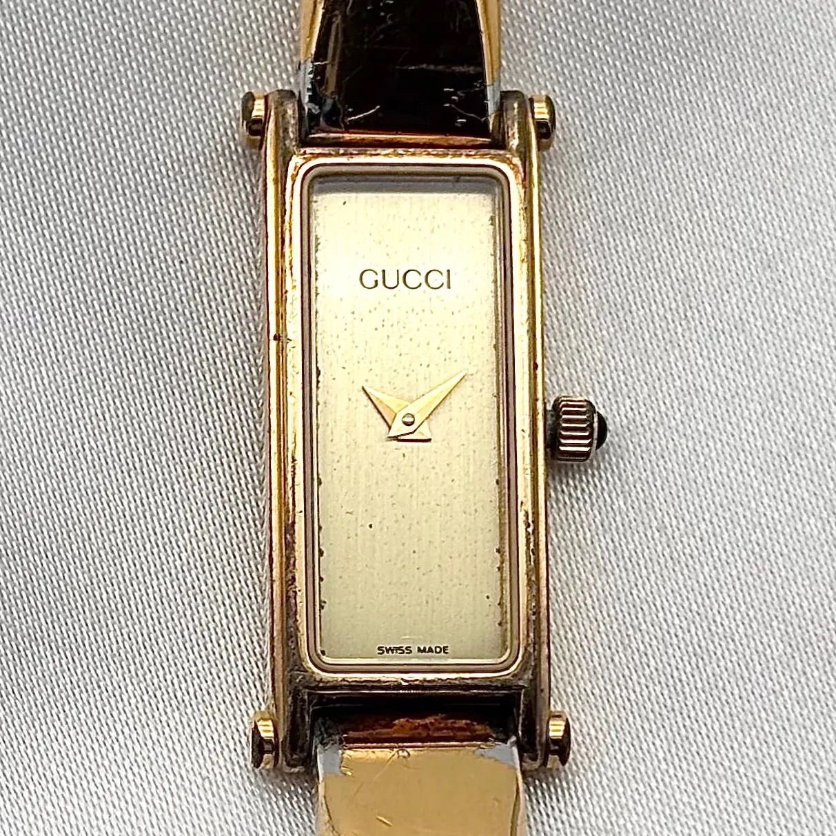 美品 グッチ GUCCI 1500 スクエア バングルウォッチ 腕時計 H637 稼働品 Working item グッチ GUCCI 腕時計 レディース Ladies クォーツ