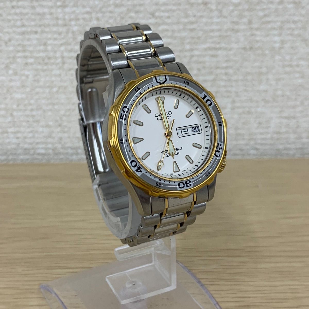 2【不動品】CASIO カシオ クォーツ腕時計 MD-715 ヴィンテージ 