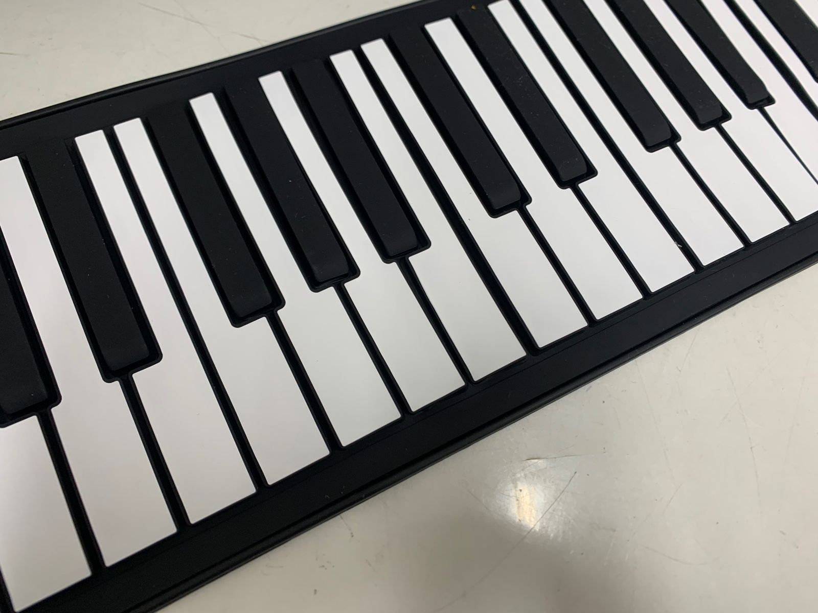 スマリー(SMALY) 電子ピアノ ロールアップピアノ 61鍵盤 - メルカリ