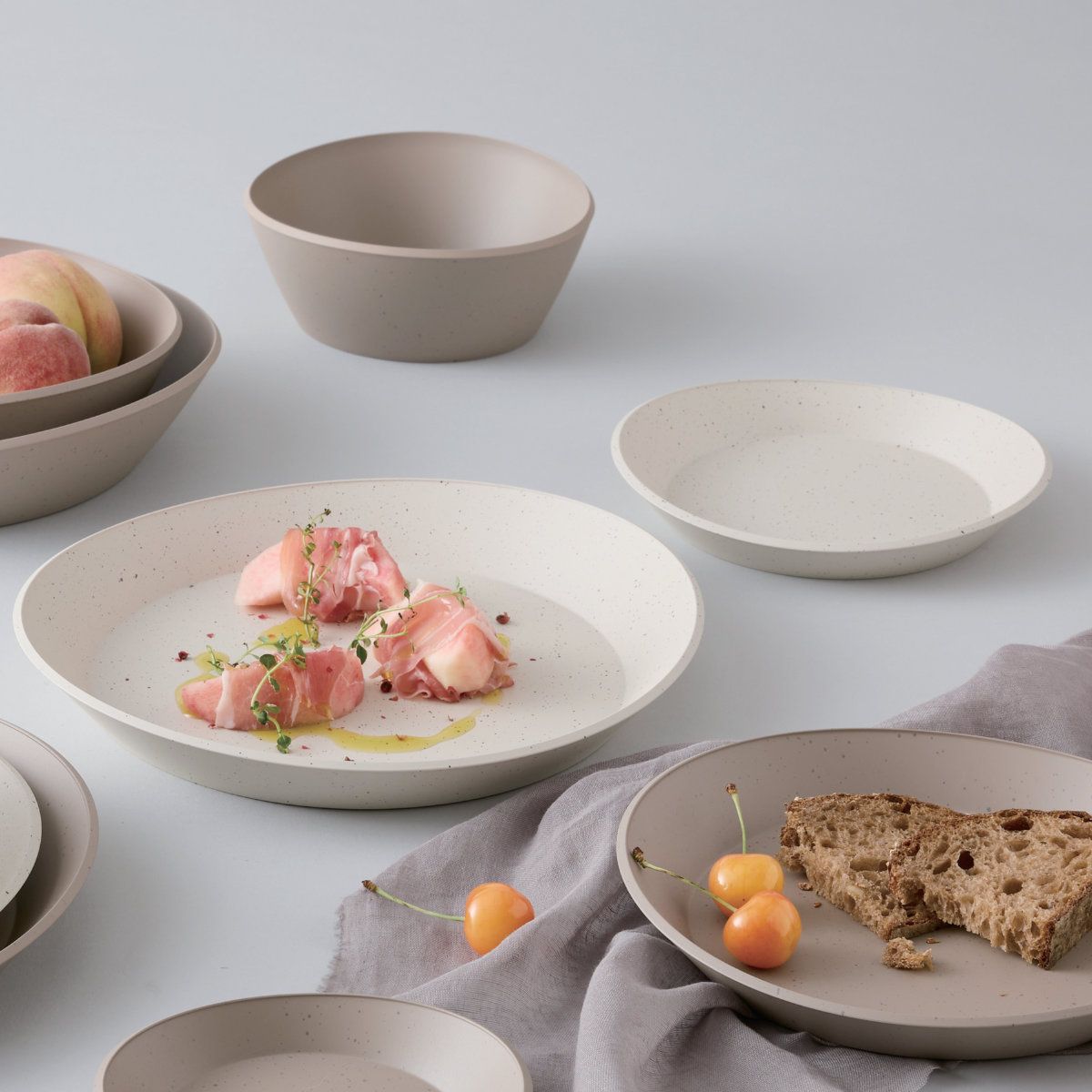 プレート RIPPLES LL （ 25.3cm 電子レンジ対応 食洗機対応 樹脂