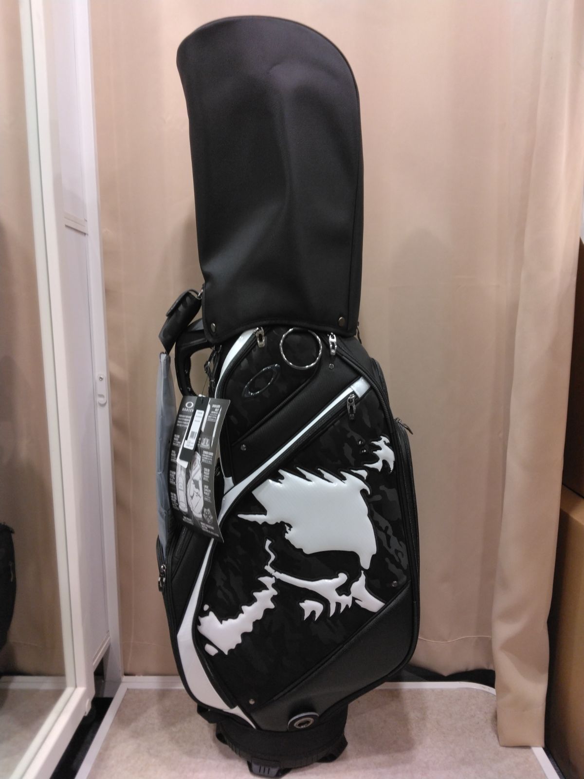  Cb 未使用 オークリー OAKLEY ゴルフ キャディバッグ スカル 18.0 FOS901966-00G 9.5型 47インチ 新橋店 ゴルフシューズ ゴルフバッグ キャディバッグ ゴルフ