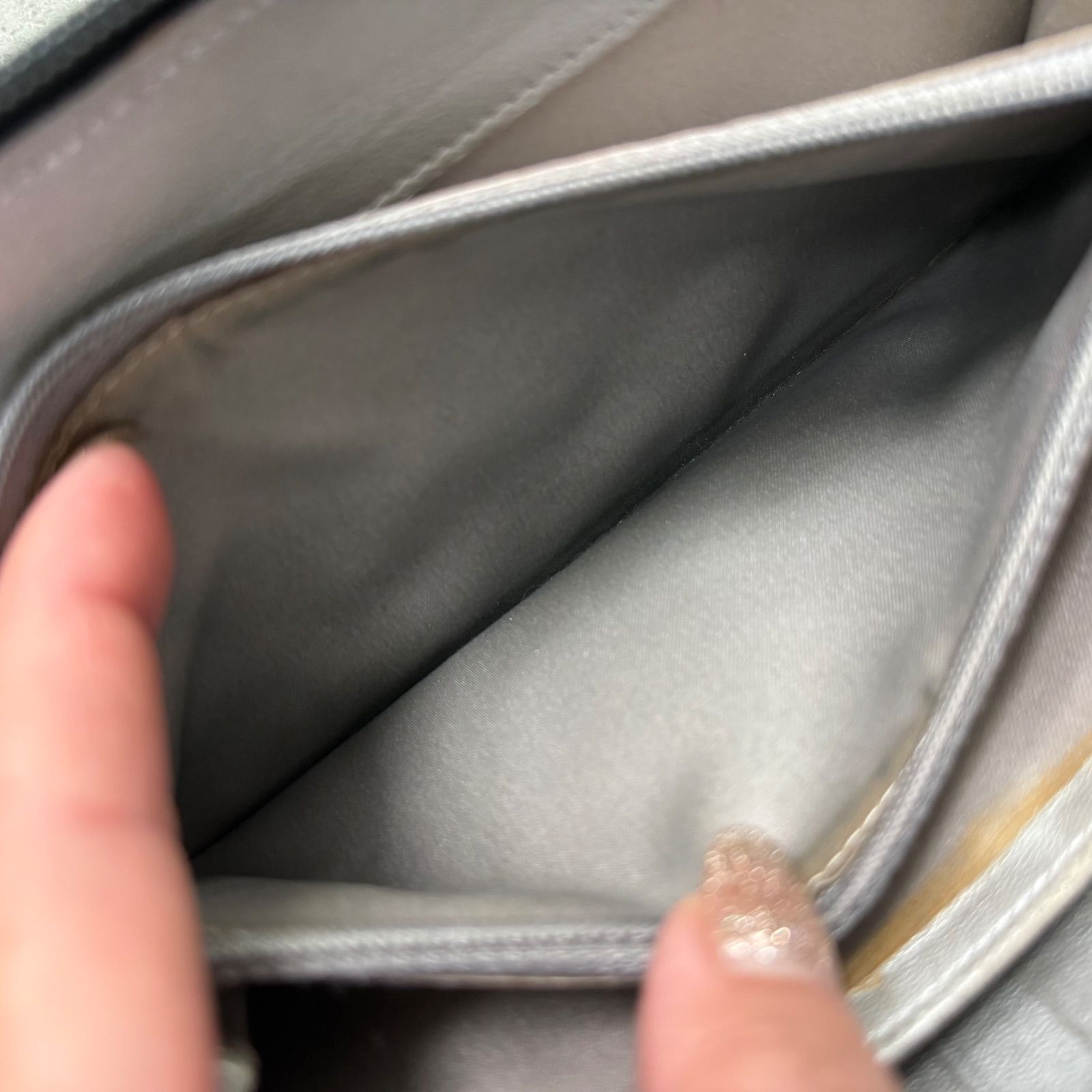 CHANEL シャネル カメリアココマーク ラウンドファスナー長財布 