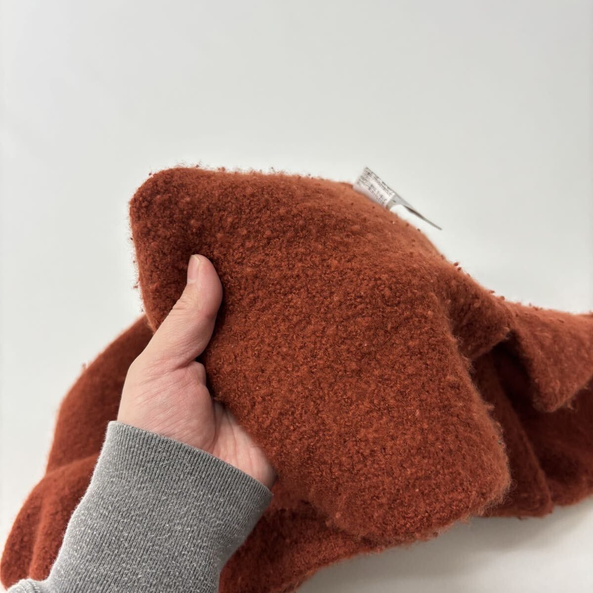 walenode ウェルノード カシミア ナイロン パイル Vネック プル 