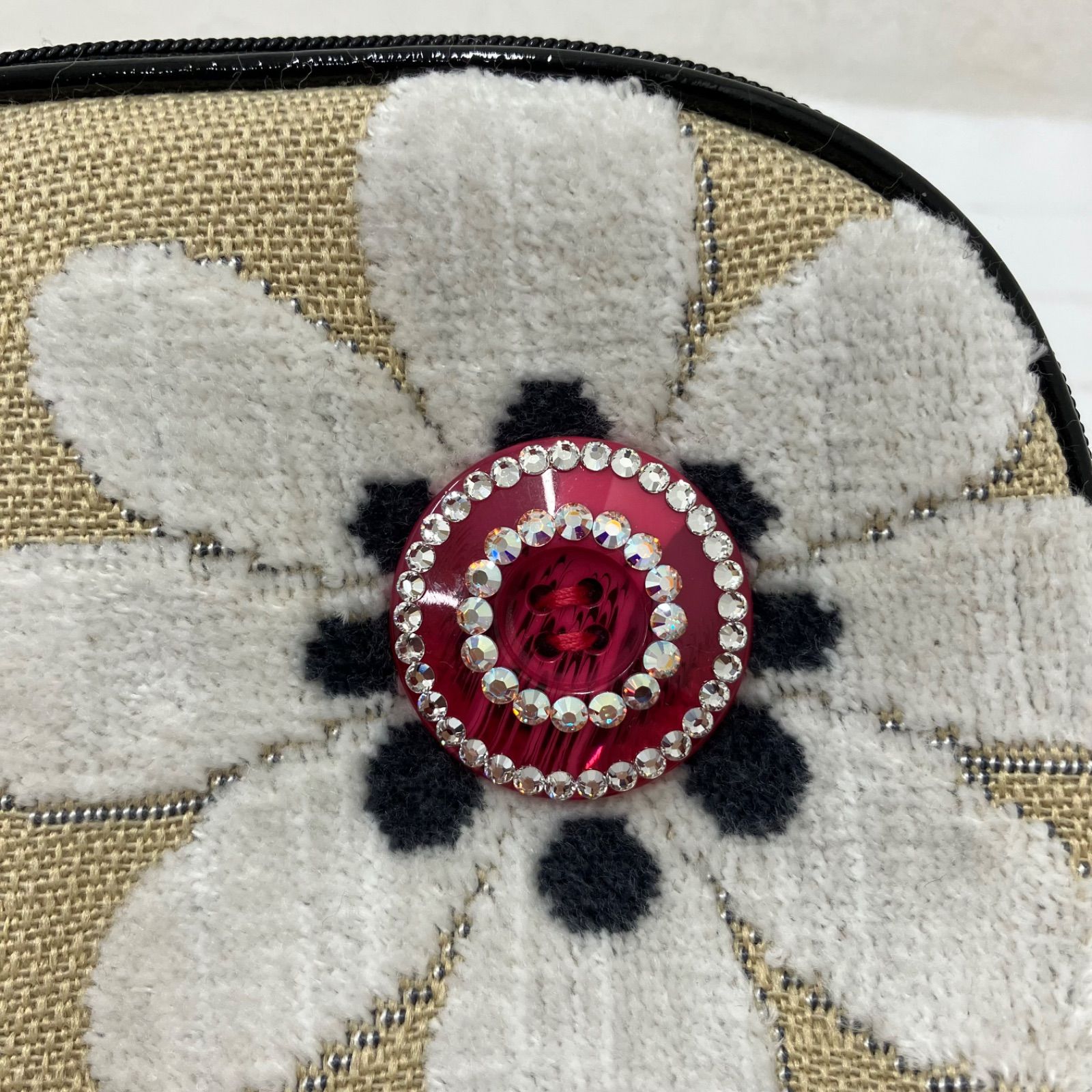 9463 Think Bee! シンクビー！ ポーチ マーガレット ベージュ 花柄 