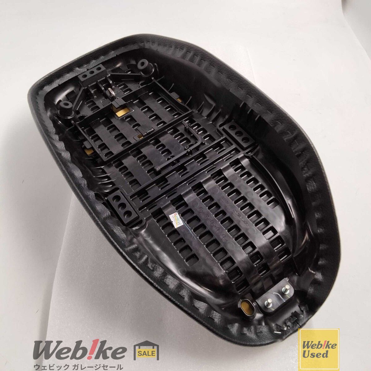 ホンダ純正中古パーツ Dax125 シート 77200K2WJ10 RXBI23543 - メルカリ