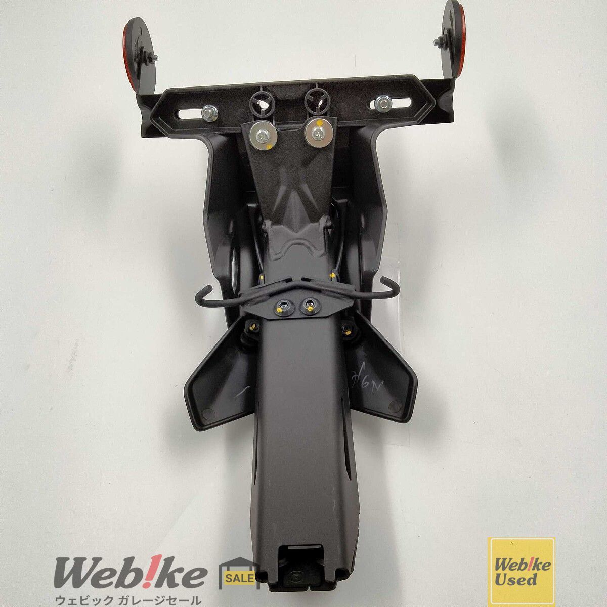 カワサキ純正中古パーツ ZX-4R SE リアフェンダー 35019-0670