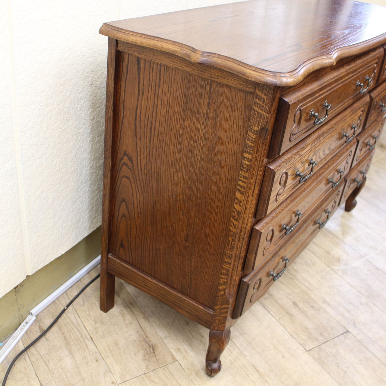 736)三越家具「ブルージュ/Brugge」シリーズの4段8杯ワイドチェスト