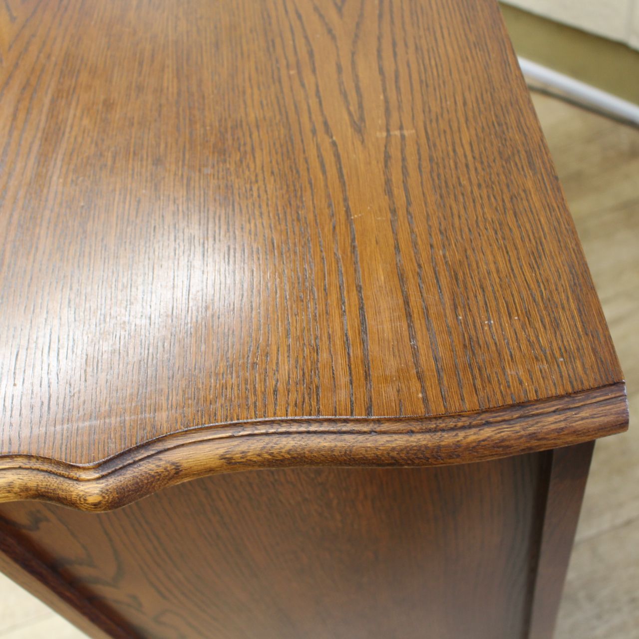 736)三越家具「ブルージュ/Brugge」シリーズの4段8杯ワイドチェスト