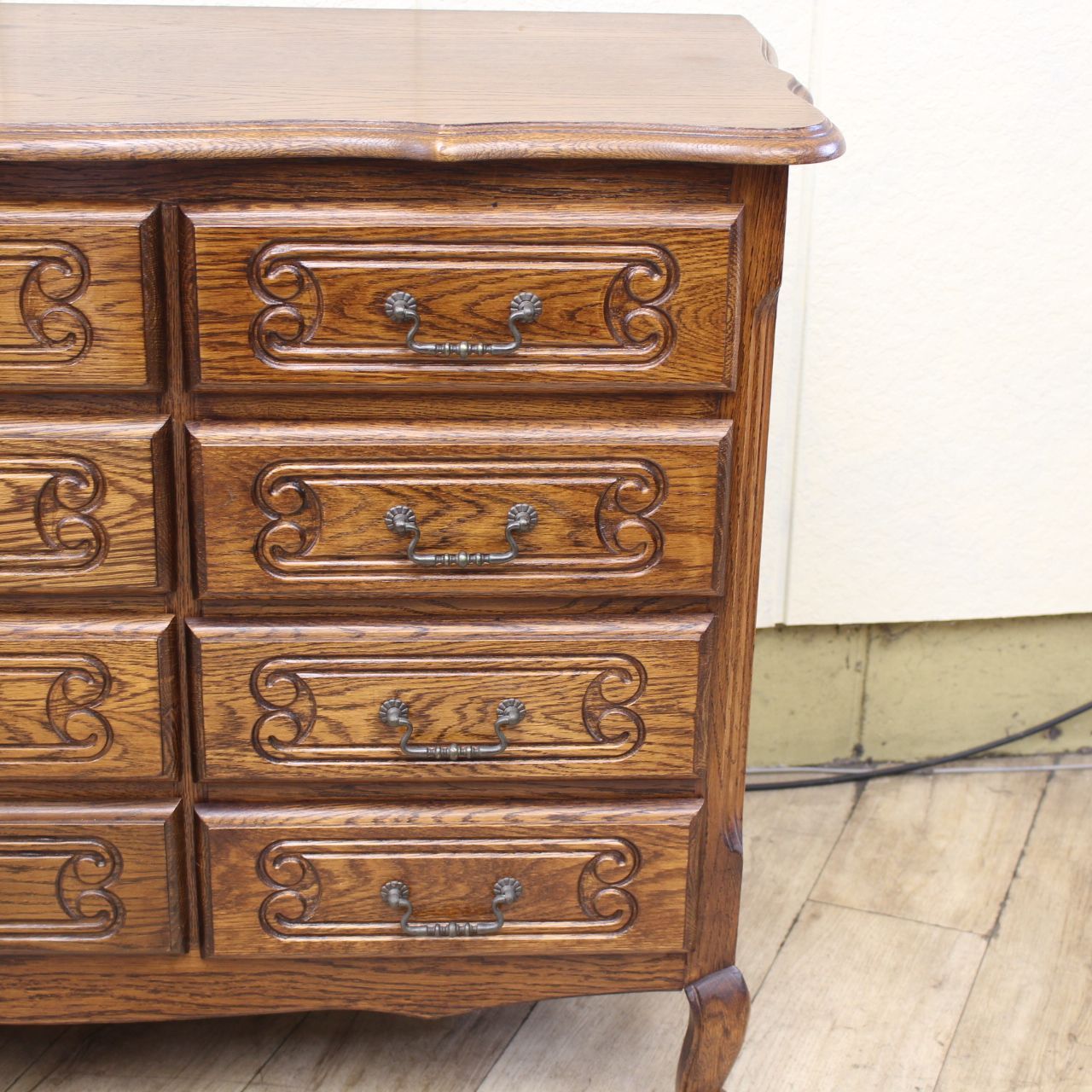 736)三越家具「ブルージュ/Brugge」シリーズの4段8杯ワイドチェスト