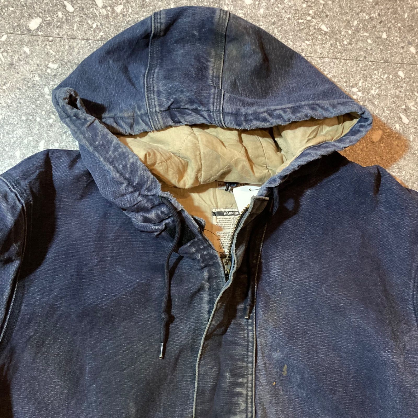 carhartt fr duck active jacket navy size L made in USA