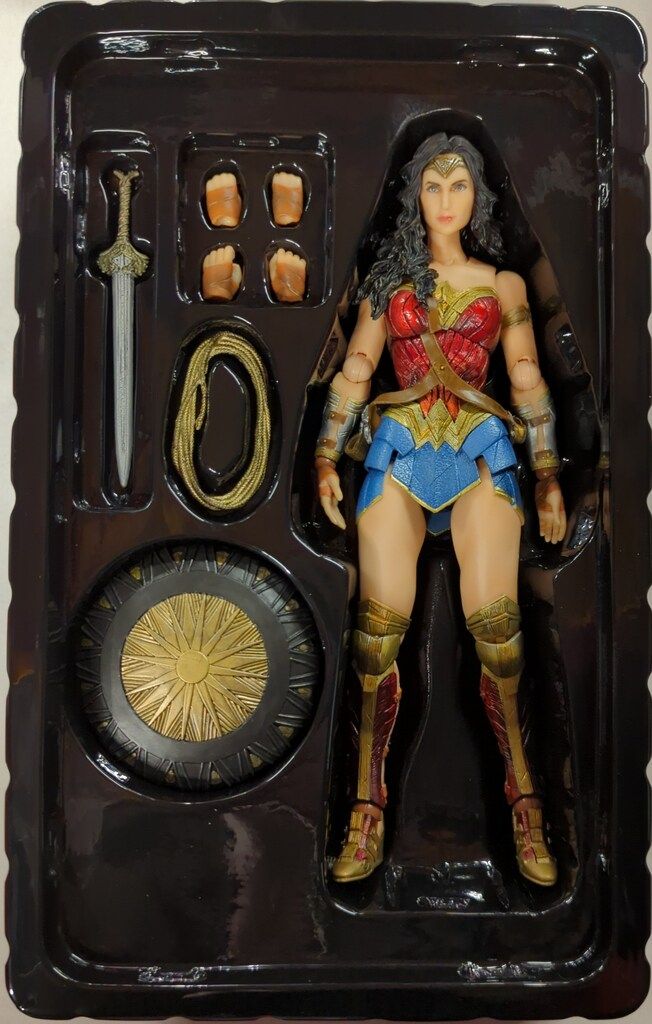 スクウェア・エニックス PLAY ARTS改 WONDER WOMAN ワンダーウーマン