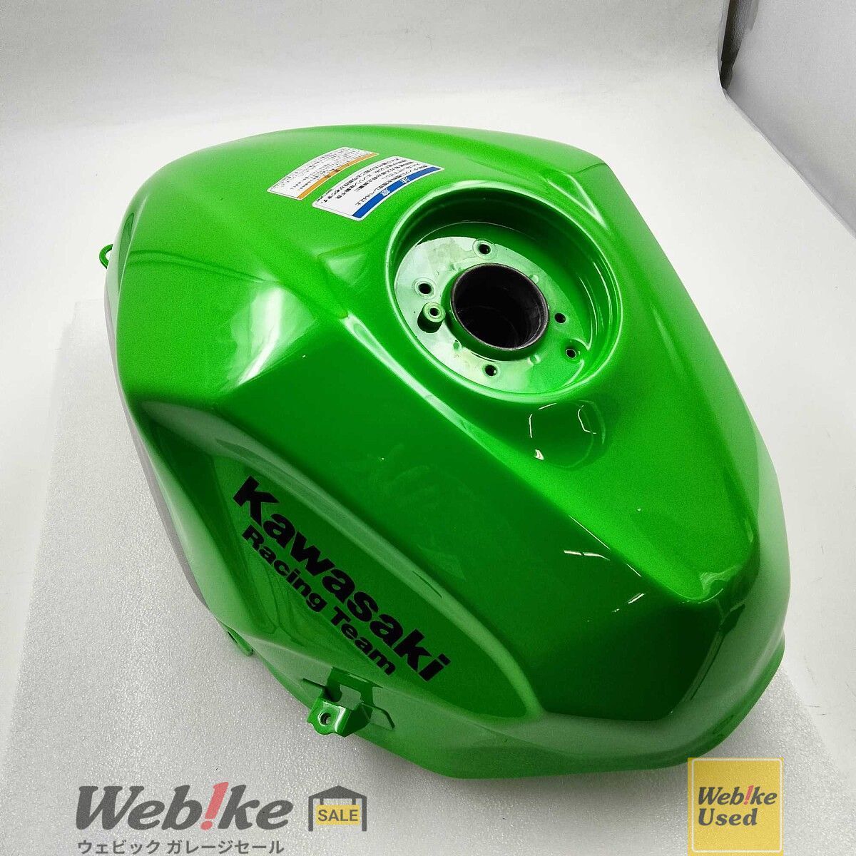 カワサキ純正中古パーツ Ninja400KRT ガソリンタンク 51091-5372-777
