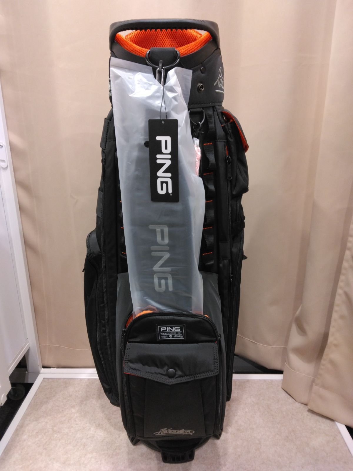  Cb 未使用 品 ピンゴルフ PING アーバンミリタリー キャディバッグ CB-U2601 9.5型 2.9kg 2026年春夏 新橋店 スパイクシューズ ゴルフバッグ キャディバッグ ゴルフ