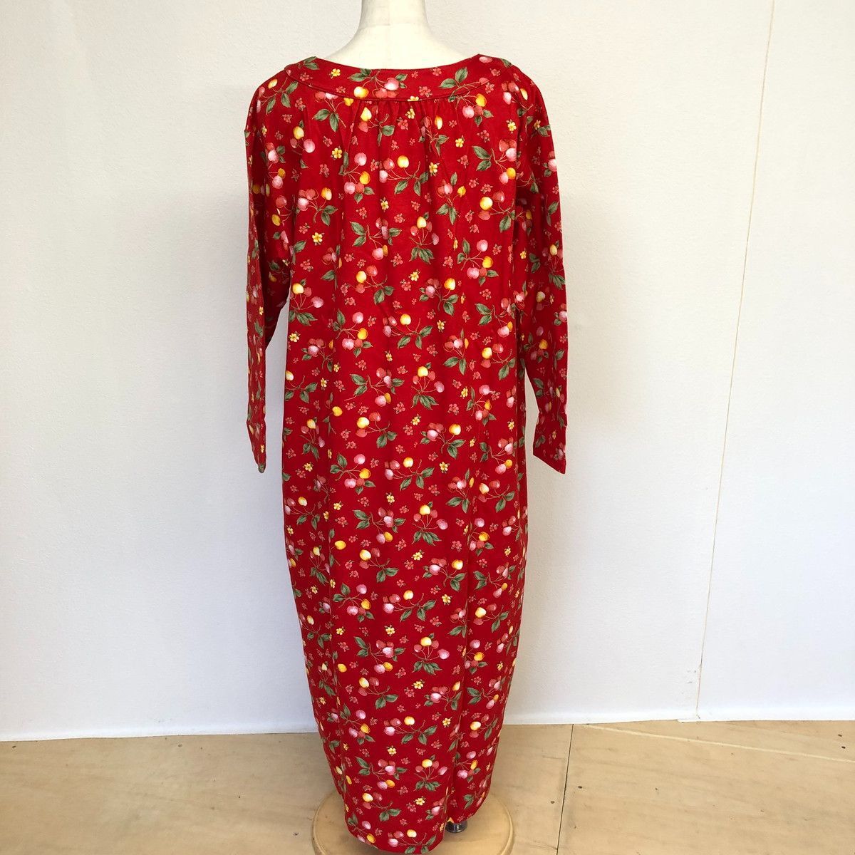 値下げ交渉歓迎] 未使用 TUNIC 鴨居羊子 ロングワンピース XL相当 高級