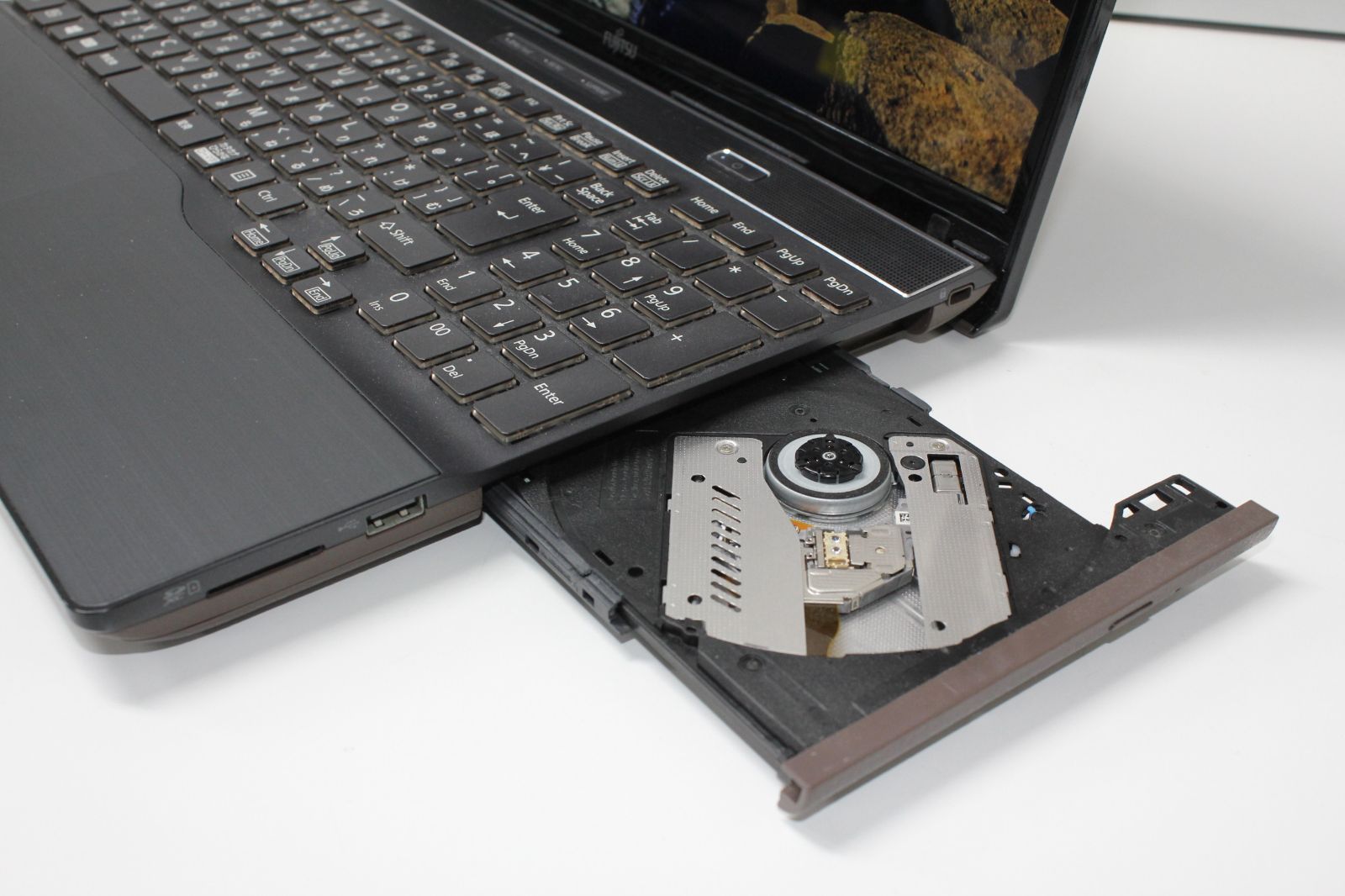 中古】富士通 LIFEBOOK AH77/D1 Core i7 SSD/HDD搭載 - メルカリ