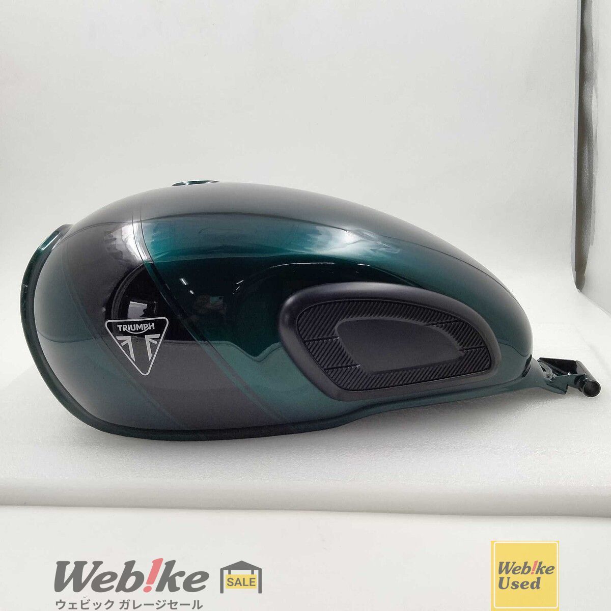トライアンフ純正中古パーツ SPEED TWIN 900 ガソリンタンク T2403278