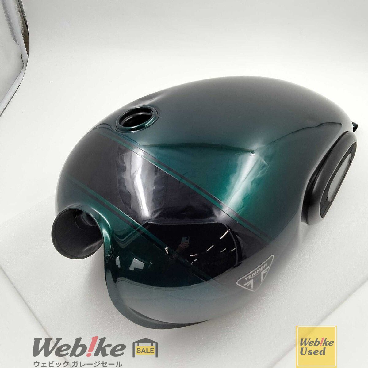 トライアンフ純正中古パーツ SPEED TWIN 900 ガソリンタンク T2403278