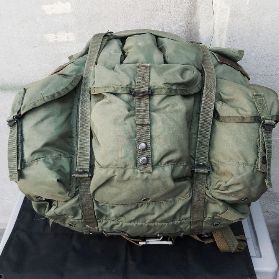 米軍実物　アリスパック　US ARMY 米軍実物】 ALICE PACK アリスパック - メルカリ