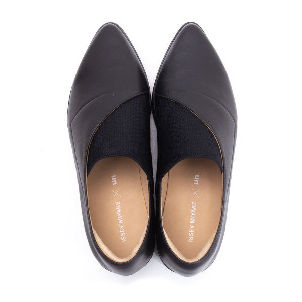 イッセイミヤケ×ユナイテッドヌードISSEY MIYAKE×UN Warp Wedge Lo