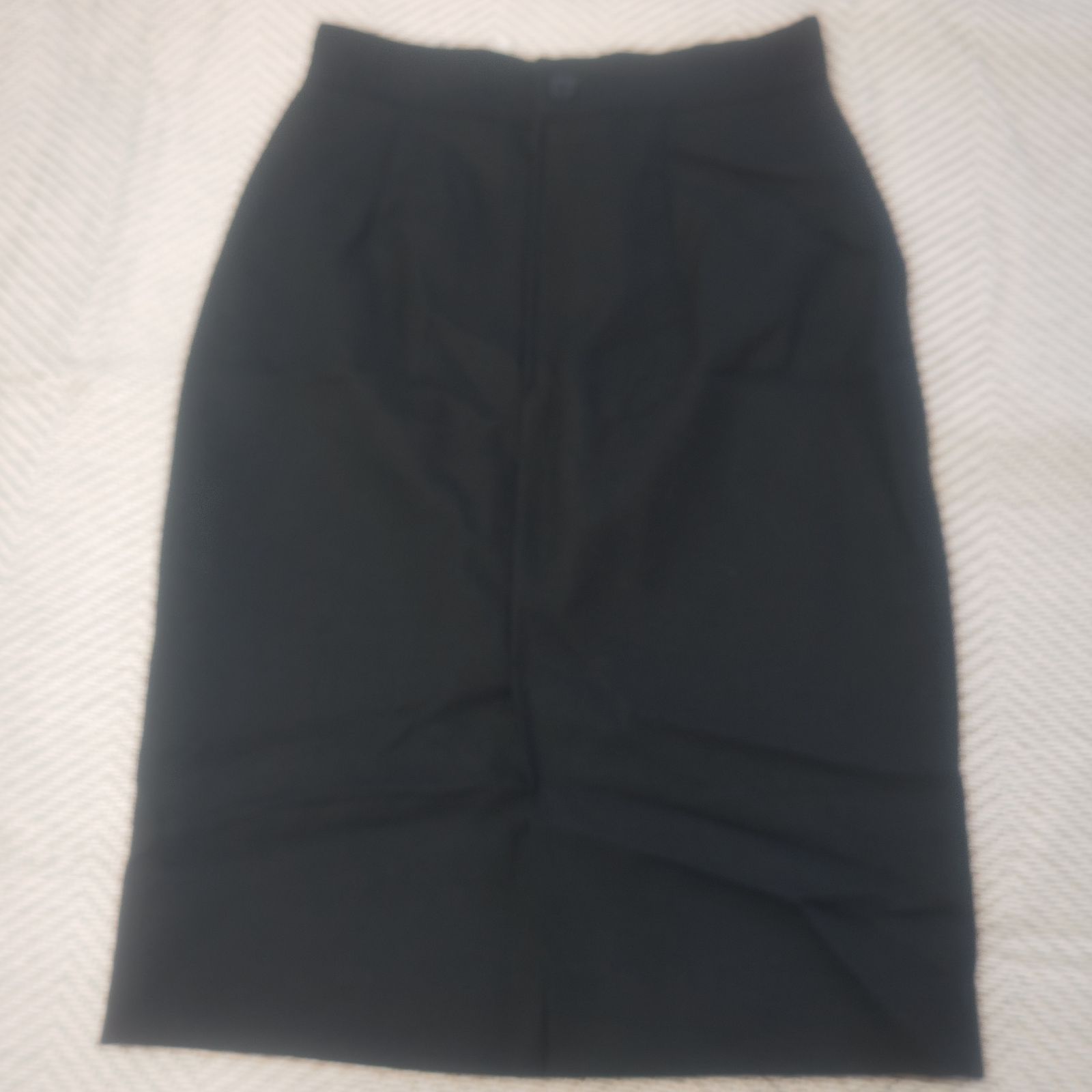 美品 Fendi フェンディ イタリア製バージンウール100%ひざ丈タイト