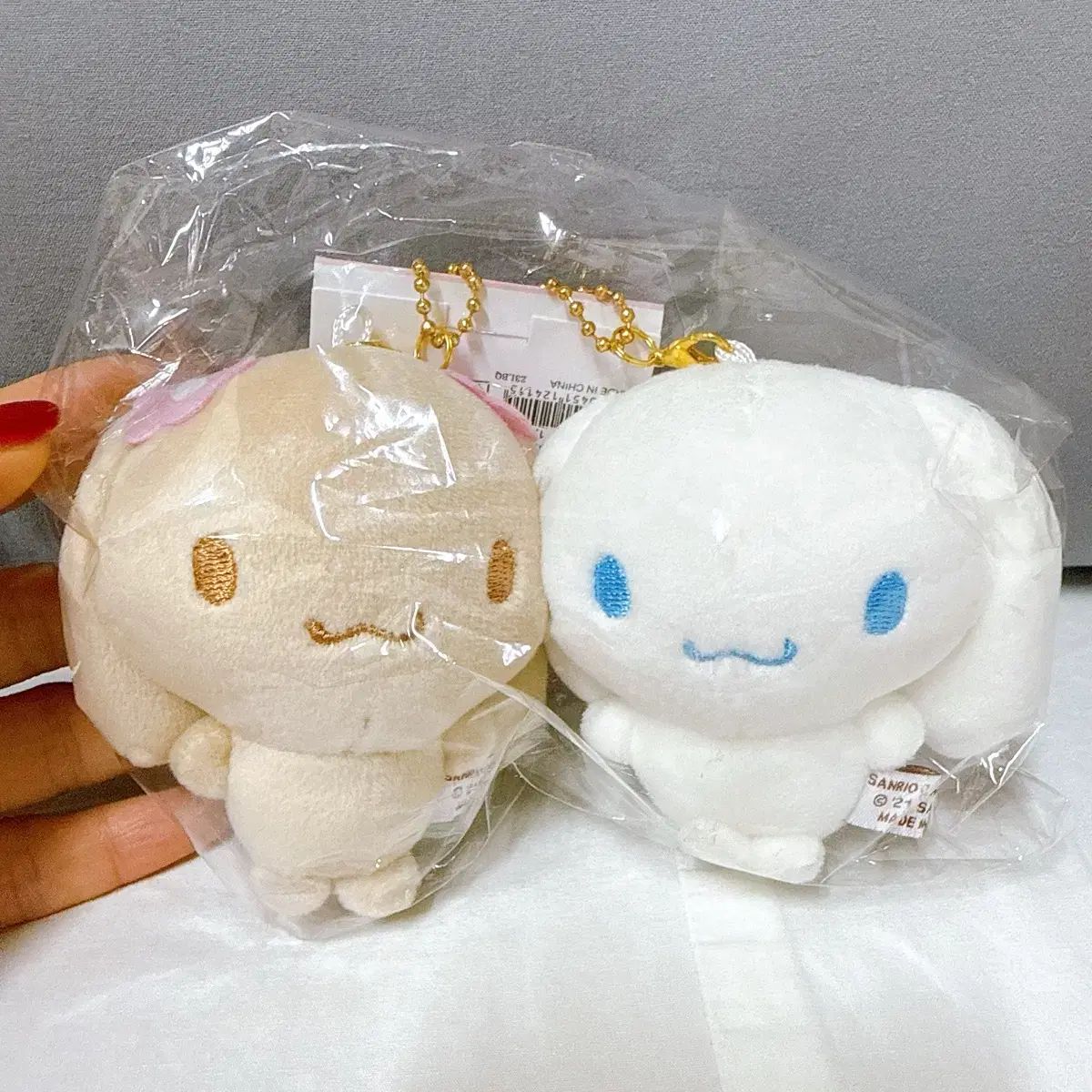 サンリオ モカ キーホルダー ぬいぐるみ キーホルダー ピンバッジ