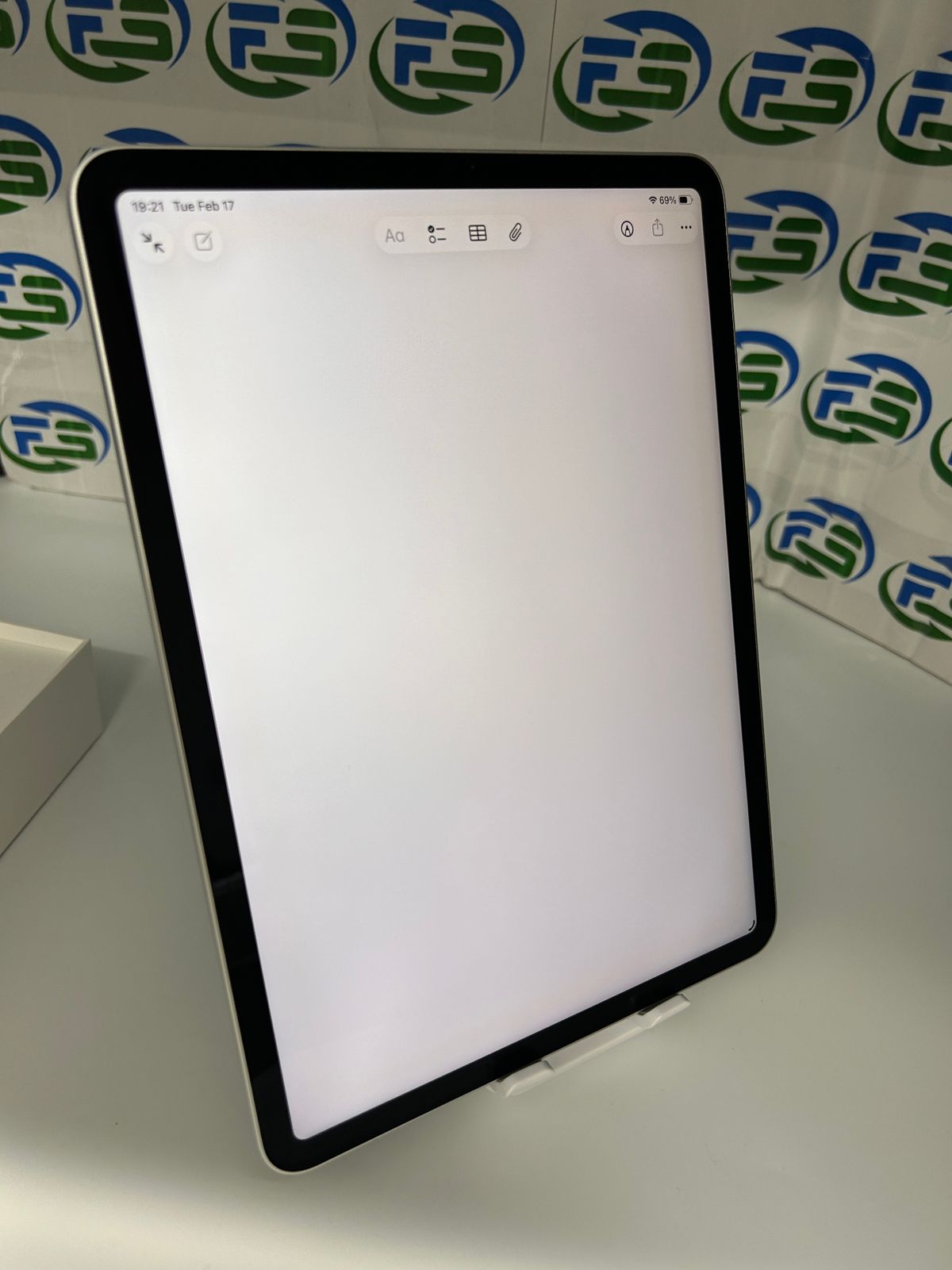 訳あり】11インチ iPad Pro MHR03J/A 1TB シルバー - メルカリ