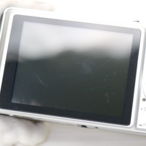 美品 DMC-FX8 シルキーシルバー 即日発送 Panasonic LUMIX デジカメ