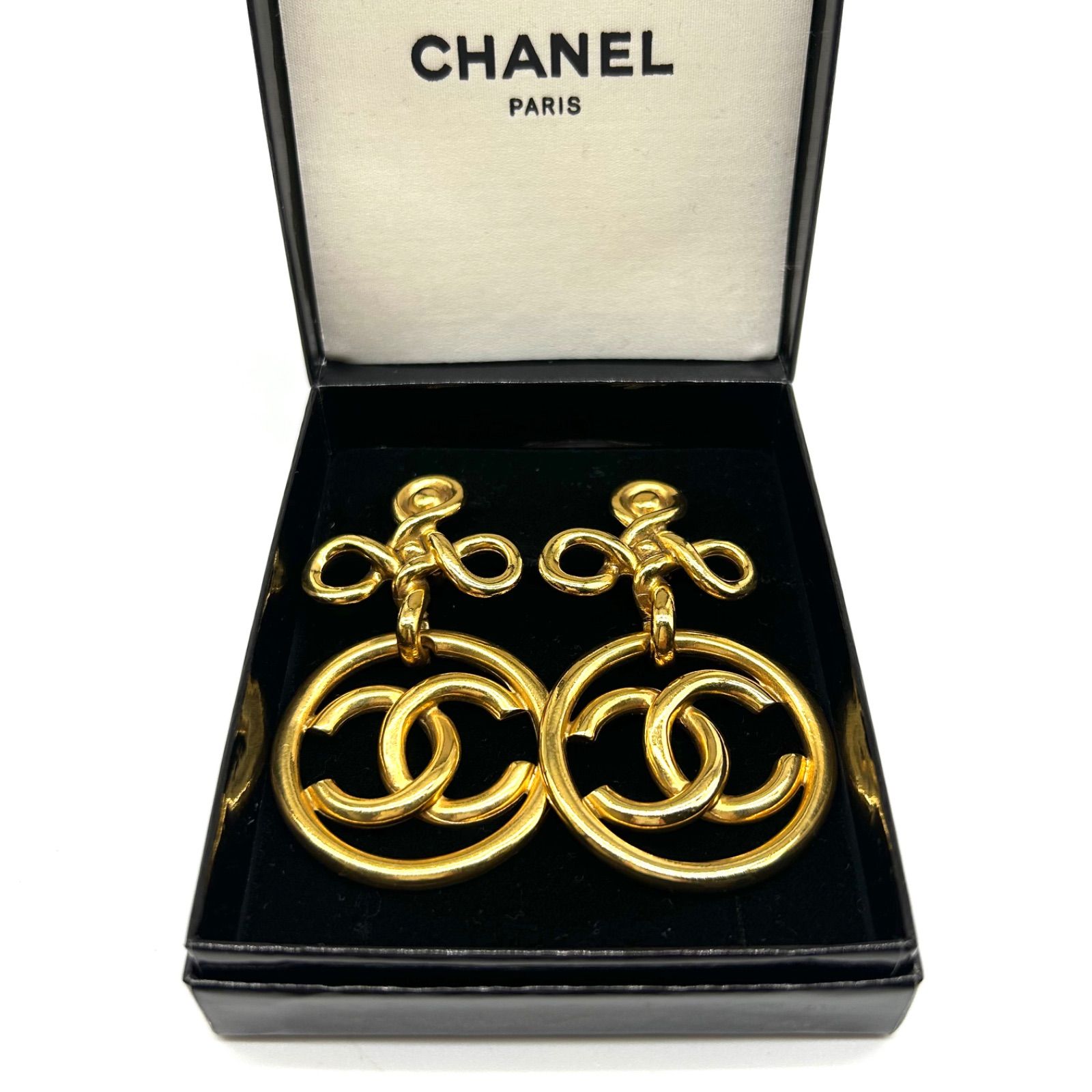 CHANEL ヴィンテージ ゴールドイヤリング 箱付き 送料365円 CHANEL ヴィンテージ ゴールドイヤリング 箱付き 送料365円