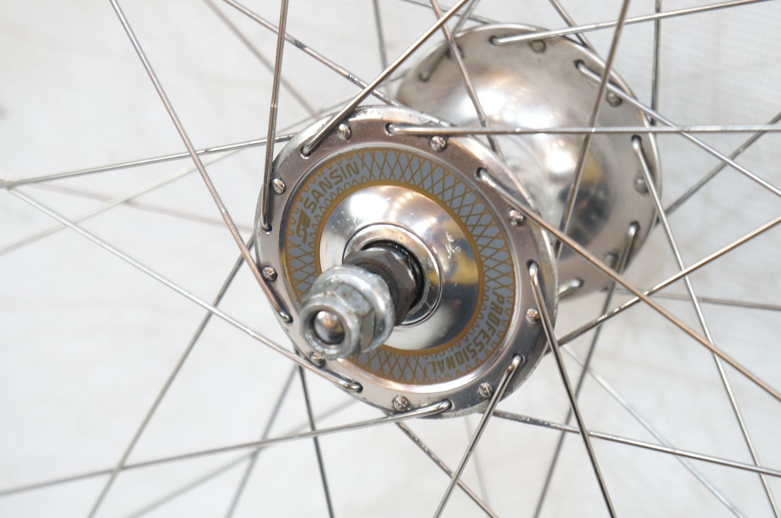 SANSIN 「サンシン」 PROFESSIONAL NJS ピストハブ 36H フロント