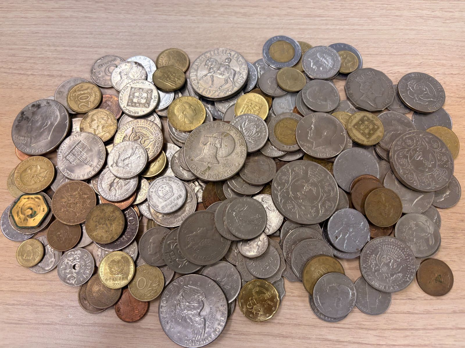 まとめ売り】外貨 外国コイン 海外コイン 纏め売り - メルカリ