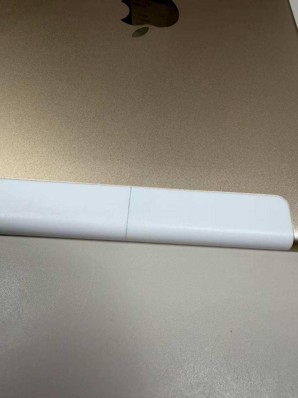 【電池83%Apple診断】iPad mini 4 32GB ゴールド 初期化済 iPad mini4】充電がたまるのがすごく遅い（本厚木） - 最長1年保証