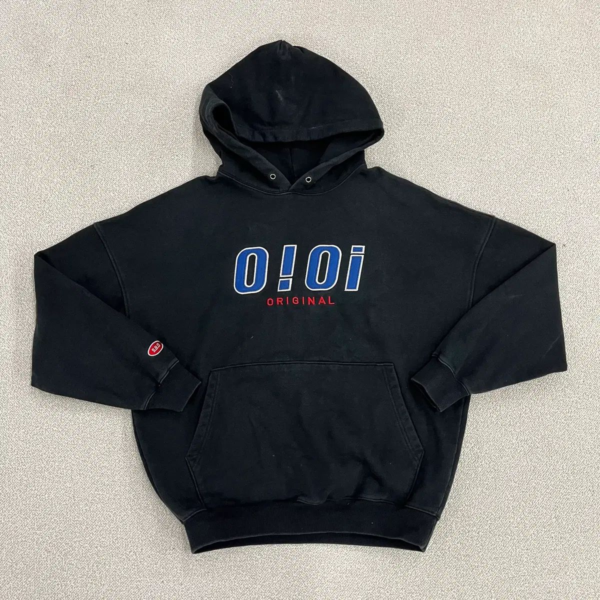 L O!Oi オリジナル ビックロゴ フーディー 0126M