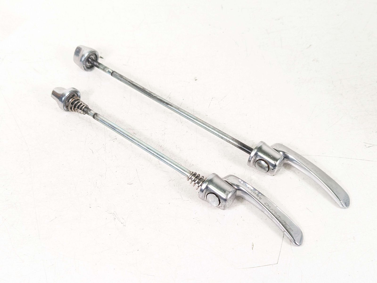 【並品】Shimano dura ace 100mm 130mm クイックリリース QK260216AW
